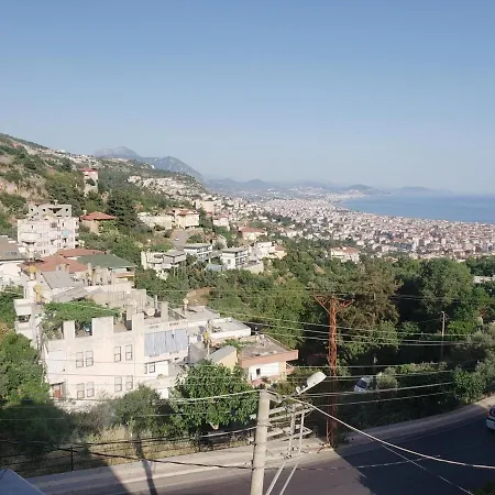 Villa Amira T